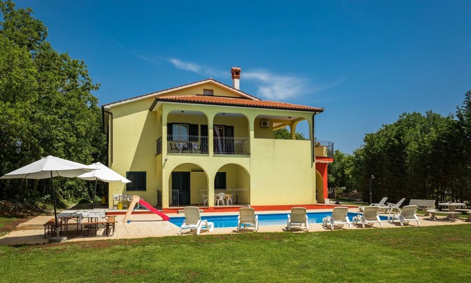 Strmac Casa | Villa Tanne by Interhome