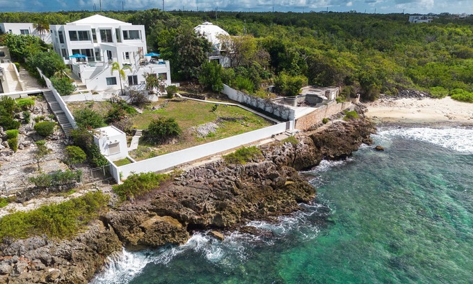 The Valley Villa | Villa Tasha, una villa de vacaciones de lujo frente al mar en Anguila en el mar Caribe