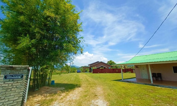 Kampung Kedawang Casa | villa tempoyak homestay