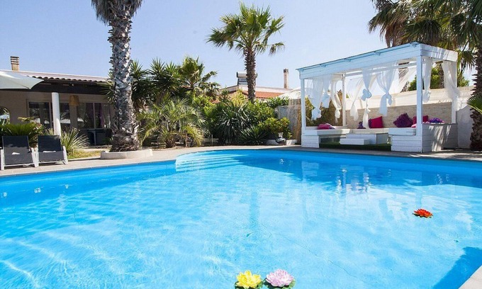 Pizzo Villa | Villa Tentazione: una villa agradable y espaciosa situada a poca distancia de la playa.
