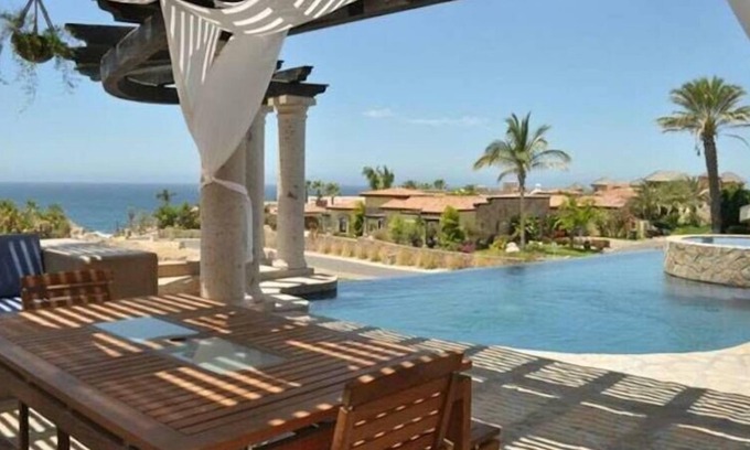 Los Cangrejos II y ÌII Villa | Villa Tequila Gold at Punta Ballena