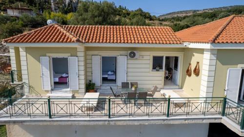 Paliki Apartamento | Villa Theano - Family House in Lixouri, Kefalonia