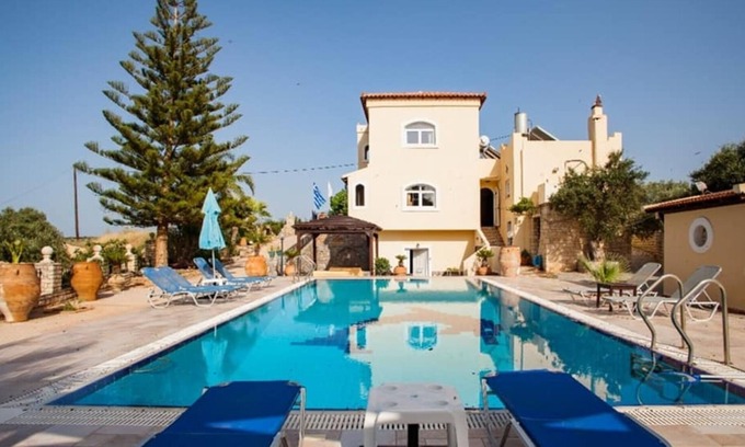 Skotino Villa | Hermosa villa con piscina privada.