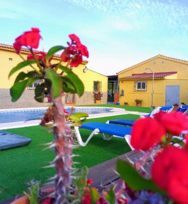 Alora Casa | Villa Toliso