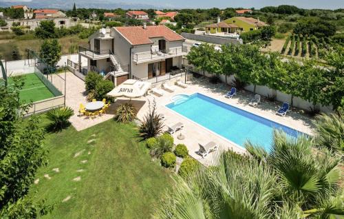 Lovinac Casa | Villa Tona