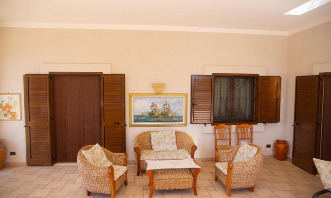 Fasano Cama Y Desayuno | Villa Tonia