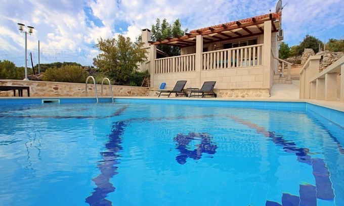 Sutivan Casa | Villa Tonka by Interhome