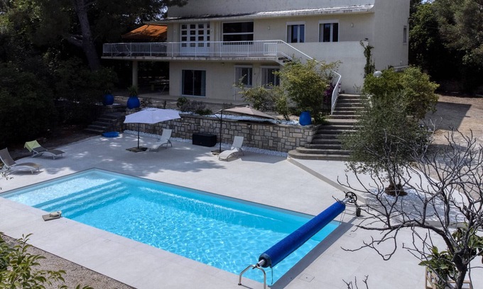 La Ciotat Chalet De Esquí | Tortilla, villa de standing, jardin, piscine, clim
