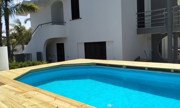 Pizzo Villa | VILLA A DOS PASOS DEL ENCAJE