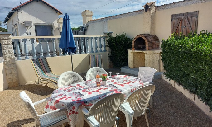 Agde Apartamento | Apartamento de planta baja tipo Villa con su propia terraza privada amplia para 4 personas