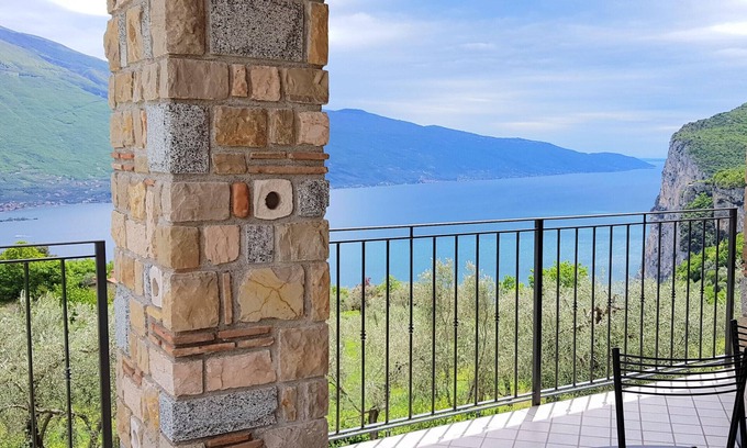 Arias Apartamento | Villa Vagne 2 Holideal Lake View Apartment