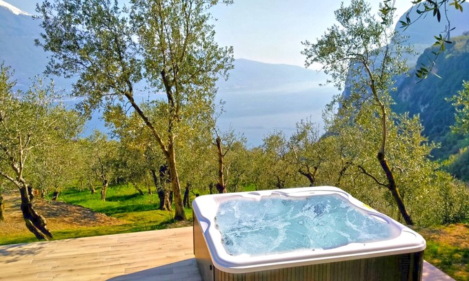 Arias Apartamento | Villa Vagne Sunset Lake View Patio