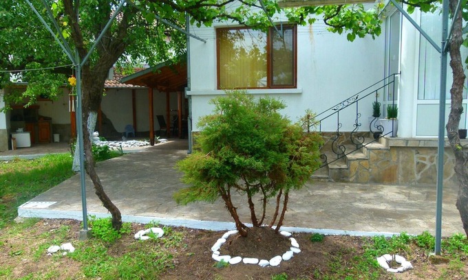 Gorno Sakhrane Villa | Villa valle de rosas