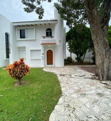 Playacar Villa | Villa Vaoli