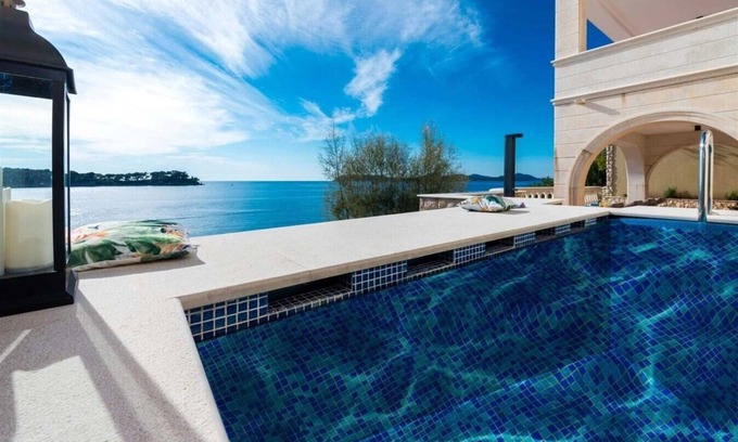 Lozica Villa | Villa Vatroslava - Private villa with pool and beach access