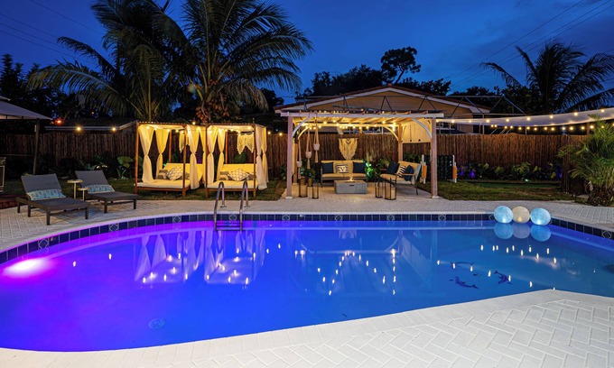 Pembroke Pines Casa | Villa Velvet
