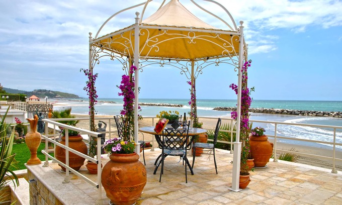 Formia Villa | Casa de vacaciones para 12 personas cerca de la playa