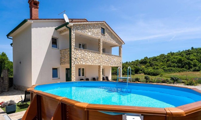 Gondolici Casa | Villa Veronica (96743-K1) - Labin