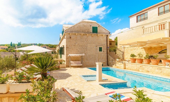 Sumartin Villa | Villa Vicko, (12876), Sumartin, isla de Brac, Croacia