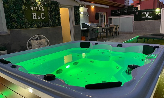 San Bartolome de Tirajana Villa | Villa "Villa Hyc Playa de las burras escapada soleada con bañera de hidromasaje