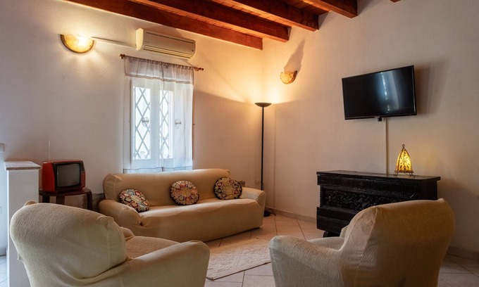 Riola Sardo Villa | Villa Vintage con giardino e palestra