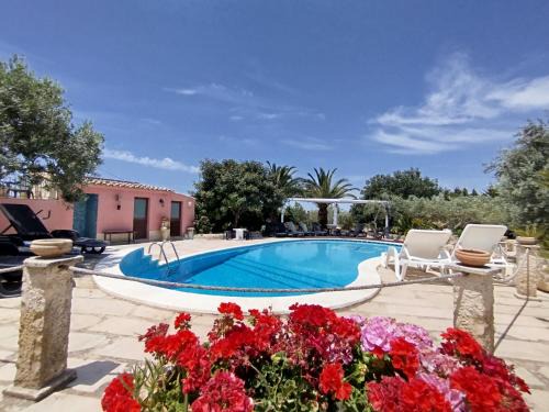Tresauro Cabina | Villa Virginia