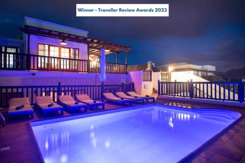 Playa Blanca Villa | Villa Vista Rey - 6 Bedroom - Heated Pool - Amazing Views - Pool Table - Vista Lobos - Playa Blanca