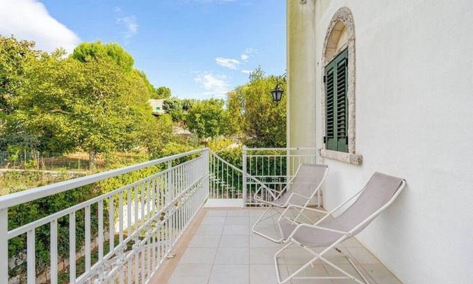 Laureto Cama Y Desayuno | Villa Vittoria B&B