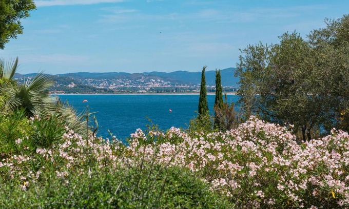 Giens Villa | Villa vue mer presqu'ile de giens avec piscine