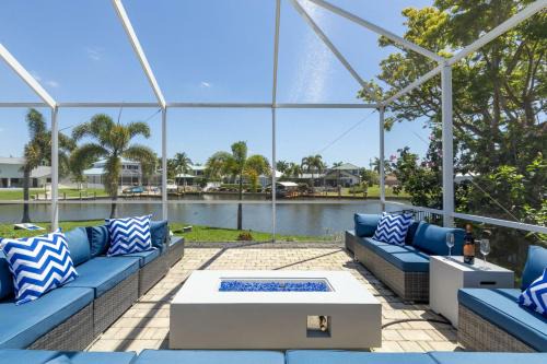 Pelican Casa | Villa Whispering Palms - Cape Coral - Roelens Vacations