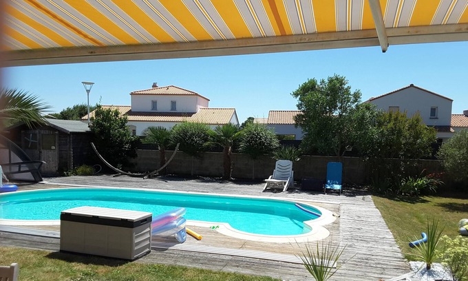 Saint-Brevin-les-Pins Casa | Villa con piscina cubierta cerca del mar.