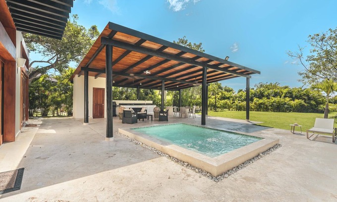 Punta Cana Chalet De Esquí | Villa with 3BR/pool/bbq/ in Cap Cana