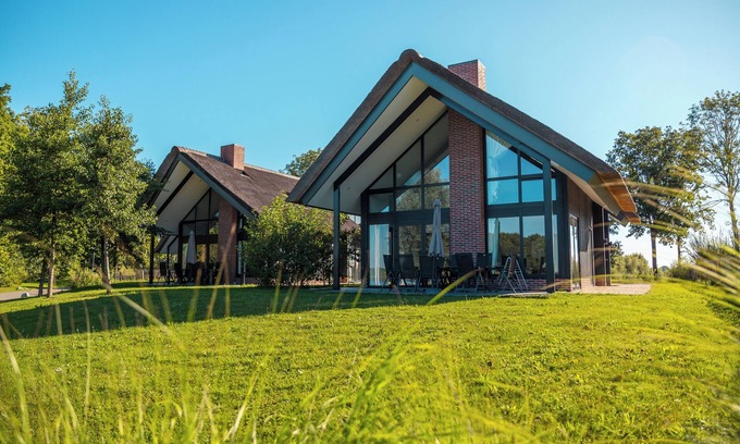 Kampen Casa | Villa with 5 bedrooms and 2 bathrooms