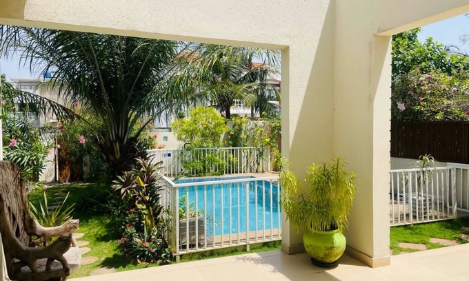 Littoral Department Casa | Villa with pool