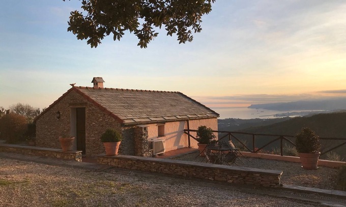 Celle Ligure Otro | Villa con fantásticas vistas al mar, rodeada de viñedos CITRA 009022-LT-0083