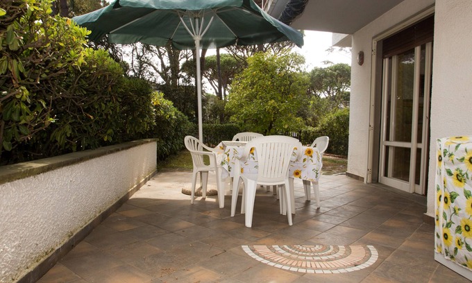 Principina a Mare Casa | Villa con jardín en el corazón del pinar de Maremma.