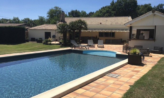 Vensac Casa | VILLA CON PISCINA CLIMATIZADA