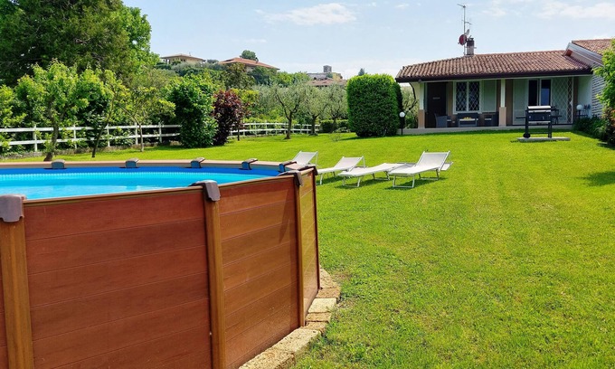 Manerba del Garda Villa | Casa de vacaciones con piscina privada y gran jardín