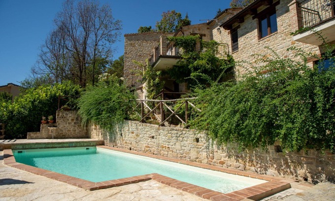 Monte San Martino Casa | Villa with private pool, stunning views, restaurant and supermarket within walking distance