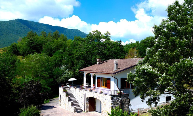Bobbio Villa | Villa con Vista Panorámica sobre Bobbio y el Valle de Trebbia