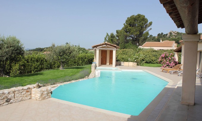 Merindol Villa | Villa al pie del luberon. 10/12 personas