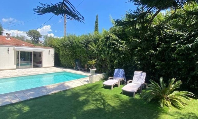 Prado - Republique Villa | Villa with pool Cannes 8 people