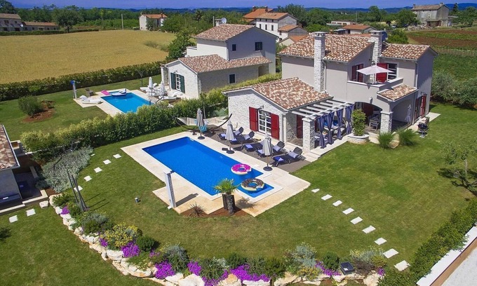 Lasici Villa | Villa Emily con piscina