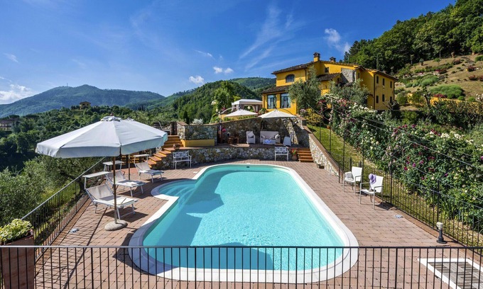 Casalguidi Villa | Villa en Cantagrillo con 7 habitaciones, capacidad 14