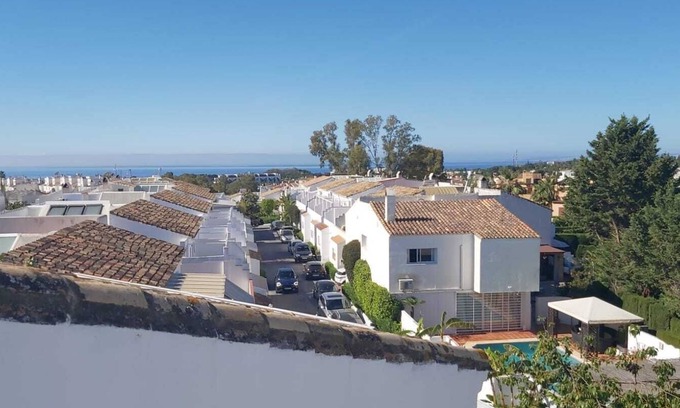 Nueva Milla de Oro Chalet De Esquí | Chalet con piscina La Palmera