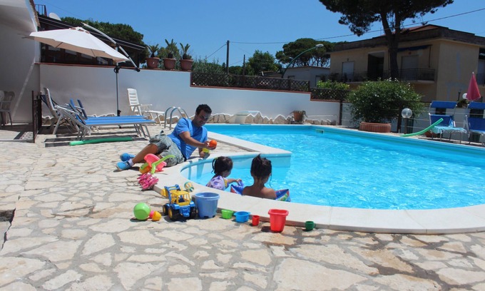 Castel Volturno Villa | Villa con piscina Nápoles Mar Playa Jardín vacaciones parque privado. 13persone