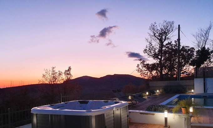 Klis Casa | Villa con piscina, Pacífica Oaza Estados con la naturaleza, cerca de Split