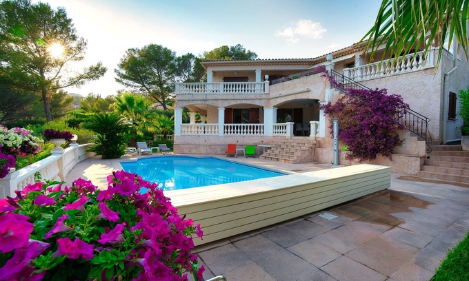 Saint-Aygulf Villa | Villa con piscina pequeña vista al mar / 1 km de la playa