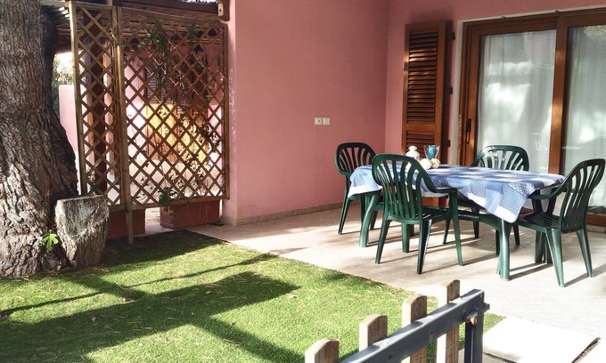 Porto Pino Casa | Casa Rubina, villa cerca del mar con jardín privado