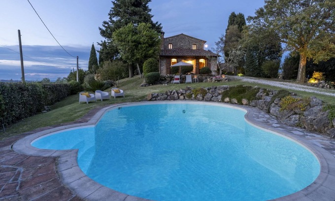 Chianni Casa | Villa with private pool and stunning views near Pisa